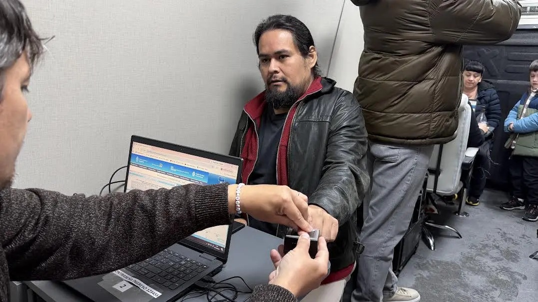 En este momento estás viendo El Registro Civil realizó más de 700 trámites de DNI en General Roca