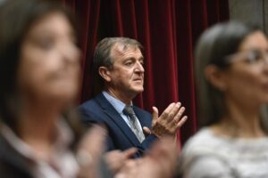 Lee más sobre el artículo Tortoriello se lanzó, pero La Libertad Avanza enfría su candidatura a gobernador en Río Negro