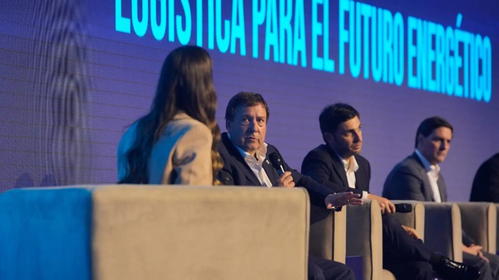 Weretilneck dejó anuncios clave para Río Negro en la Cumbre Federal de Logística