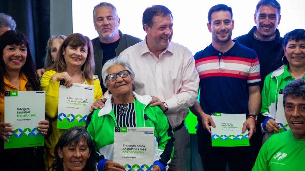 Reconocieron a deportistas y referentes culturales de Río Negro en Viedma